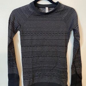 Lululemon athletic top